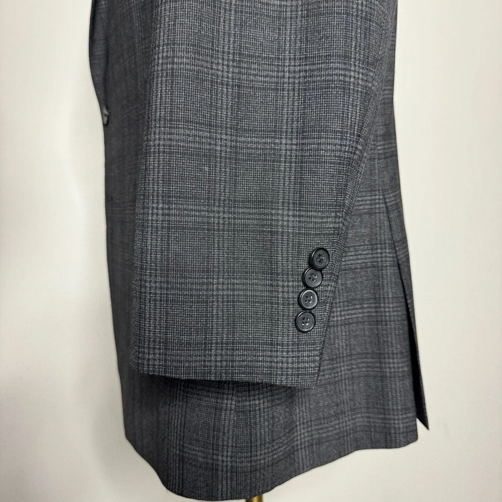 Kenneth Cole Gray Plaid Sport Coat Blazer